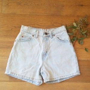 Vintage Levi's 912 shorts
